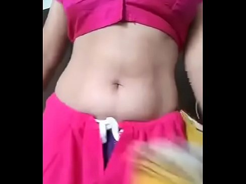 bangladeshi sexy girl showing her sexy boobs style.