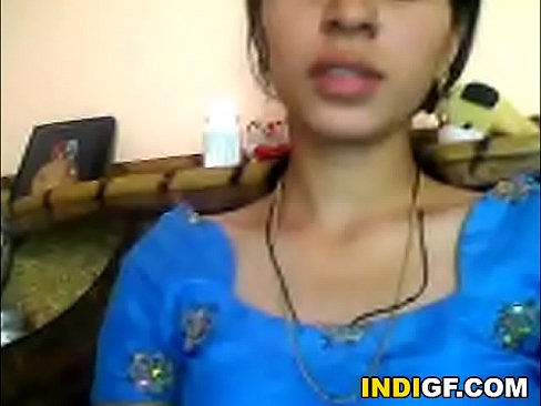 Indian teen girl reveal tits